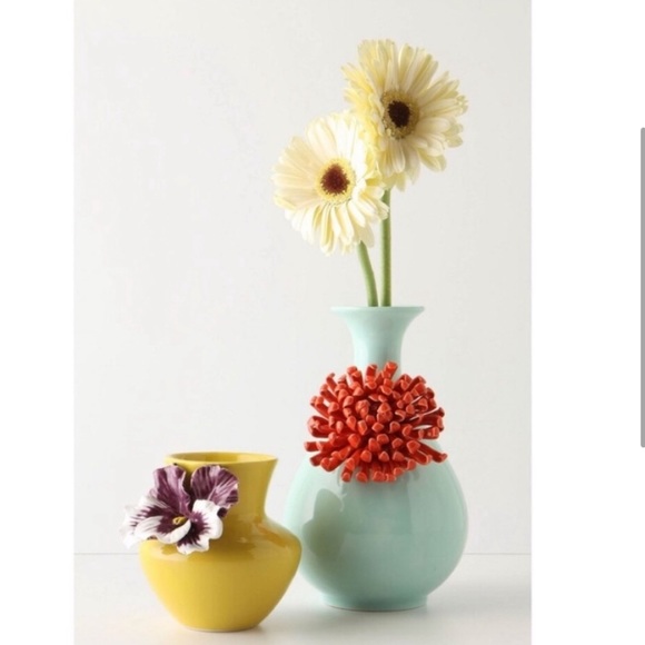 Anthropologie Accents Anthropologie Curvy Chrysanthemum Vase Poshmark